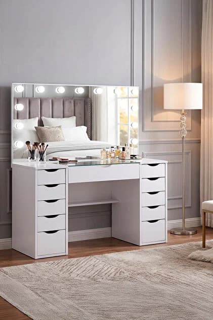 IKEA makyaj masası montajı